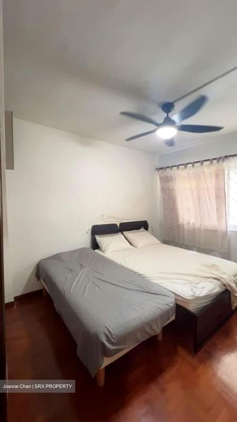 Blk 858 Tampines Avenue 5 (Tampines), HDB Executive #554554261
